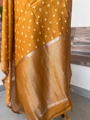 Banarsi zari woven boti with bandhej dupatta