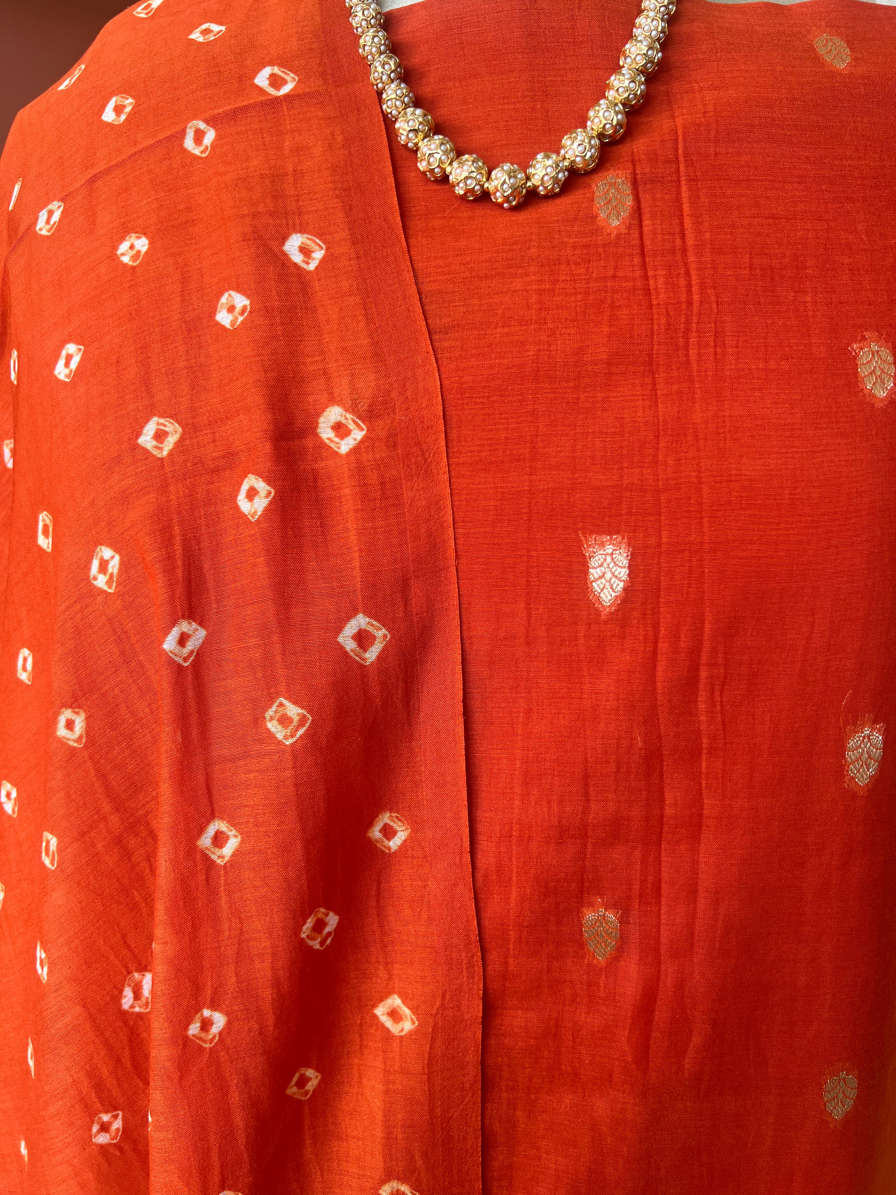 Banarsi zari woven boti with bandhej dupatta