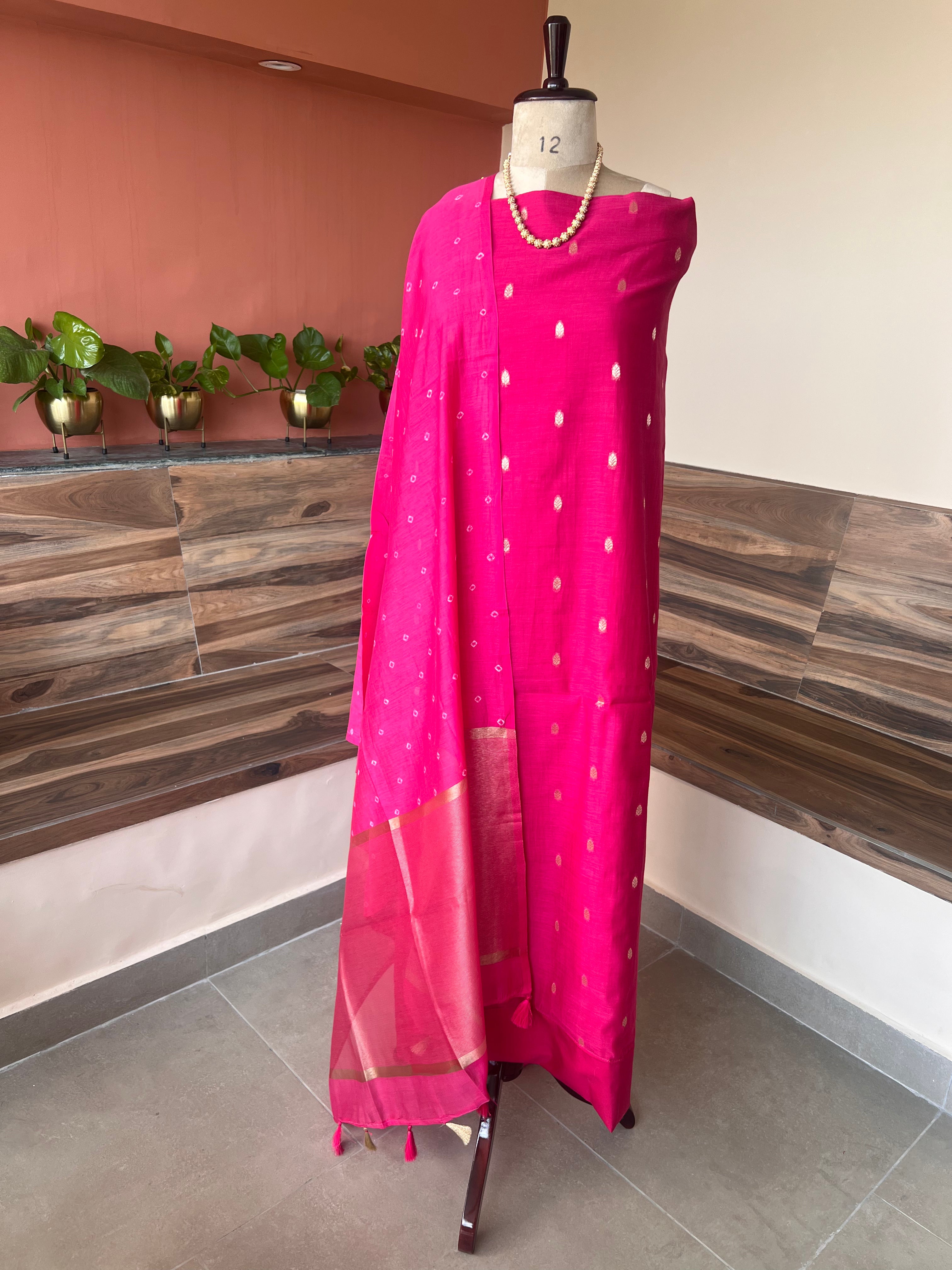 Banarsi zari woven boti with bandhej dupatta