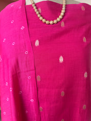 Banarsi zari woven boti with bandhej dupatta