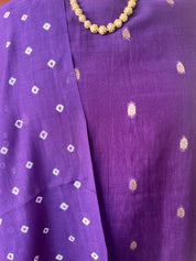 Banarsi zari woven boti with bandhej dupatta