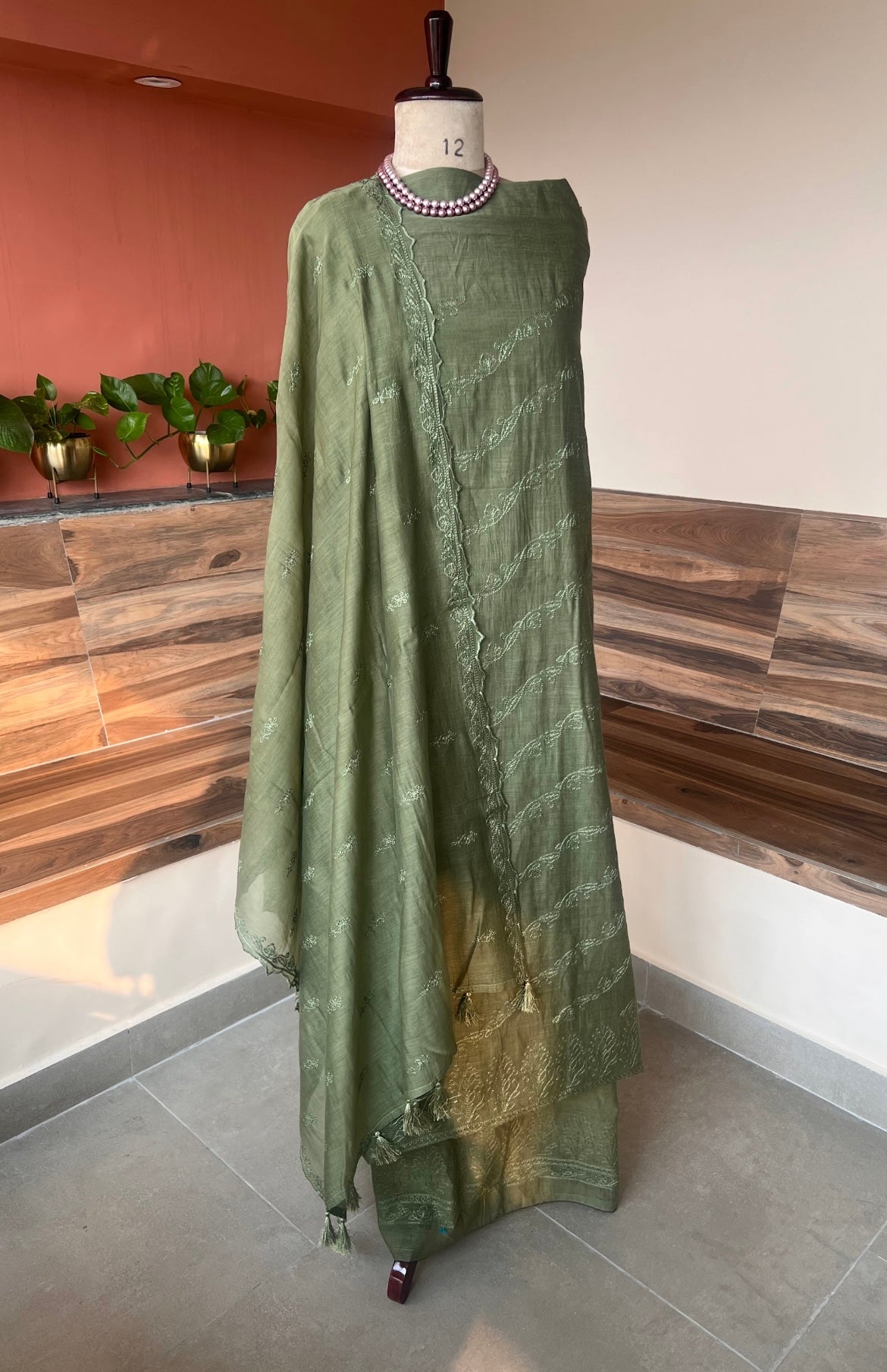 Banarsi Mul chikankari 3 piece set