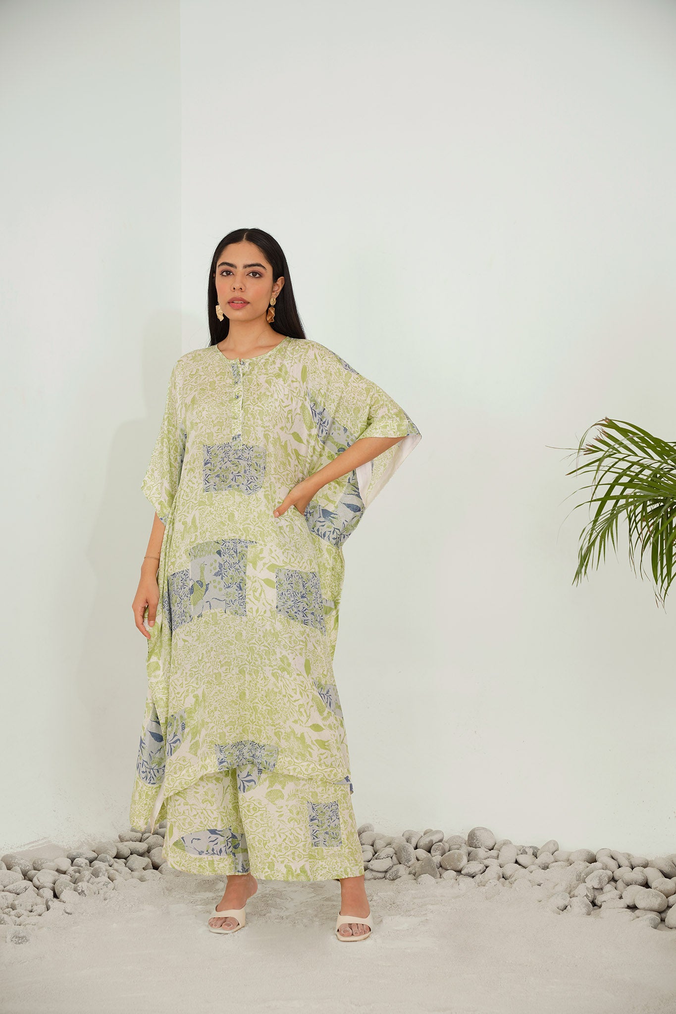 Giardino Green Silk Kaftan Kurta