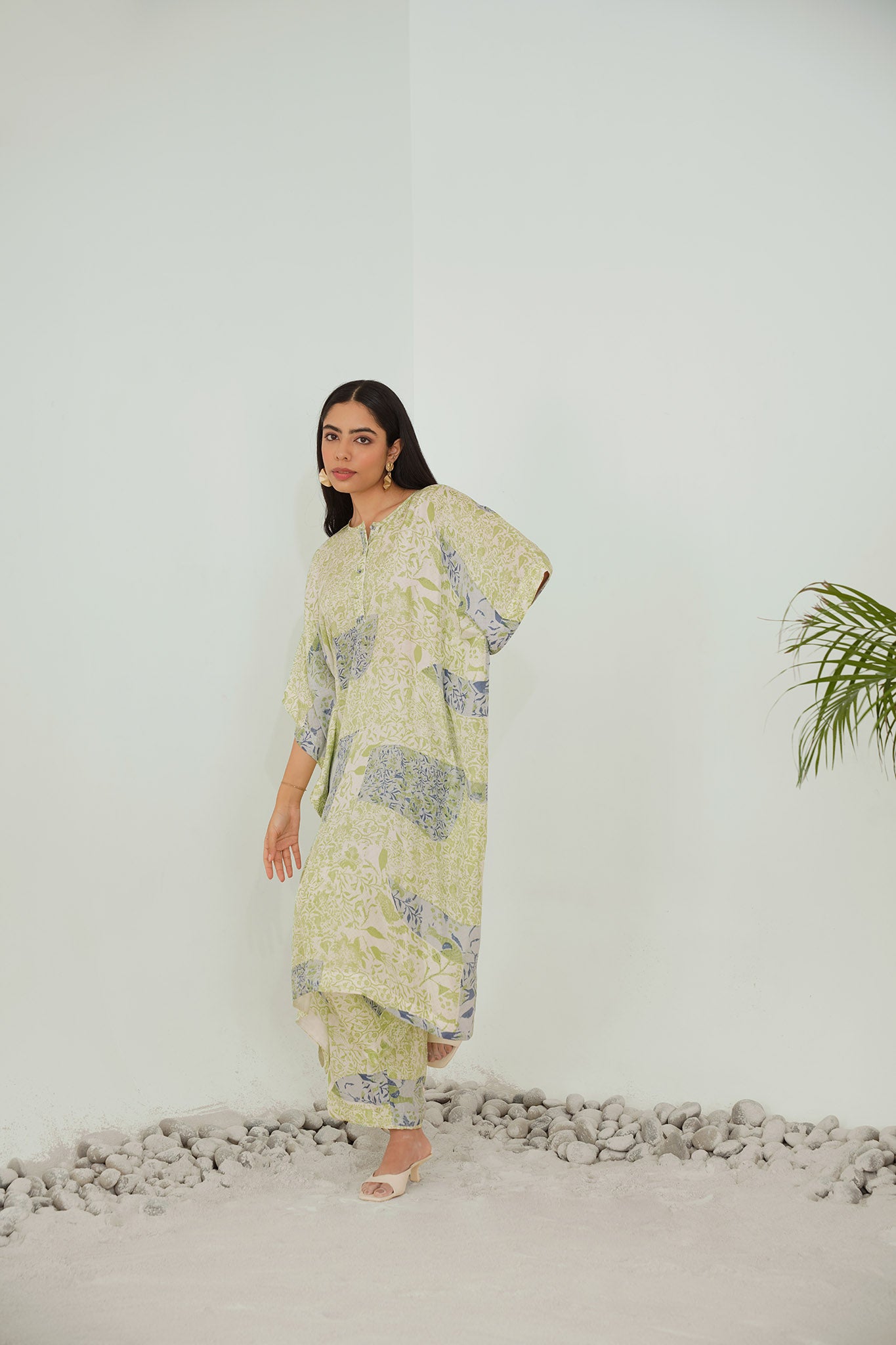 Giardino Green Silk Kaftan Kurta