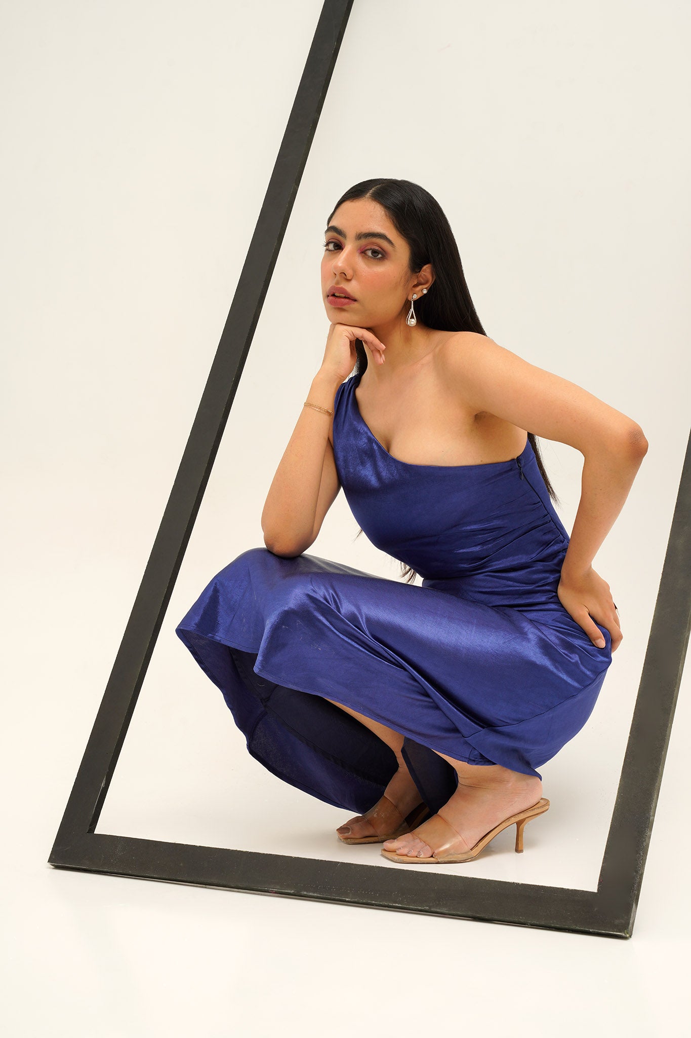 Gaji Silk Navy Blue One Shoulder Dress ISTRI Gaji Silk Navy Blue One Shoulder Dress ISTRI