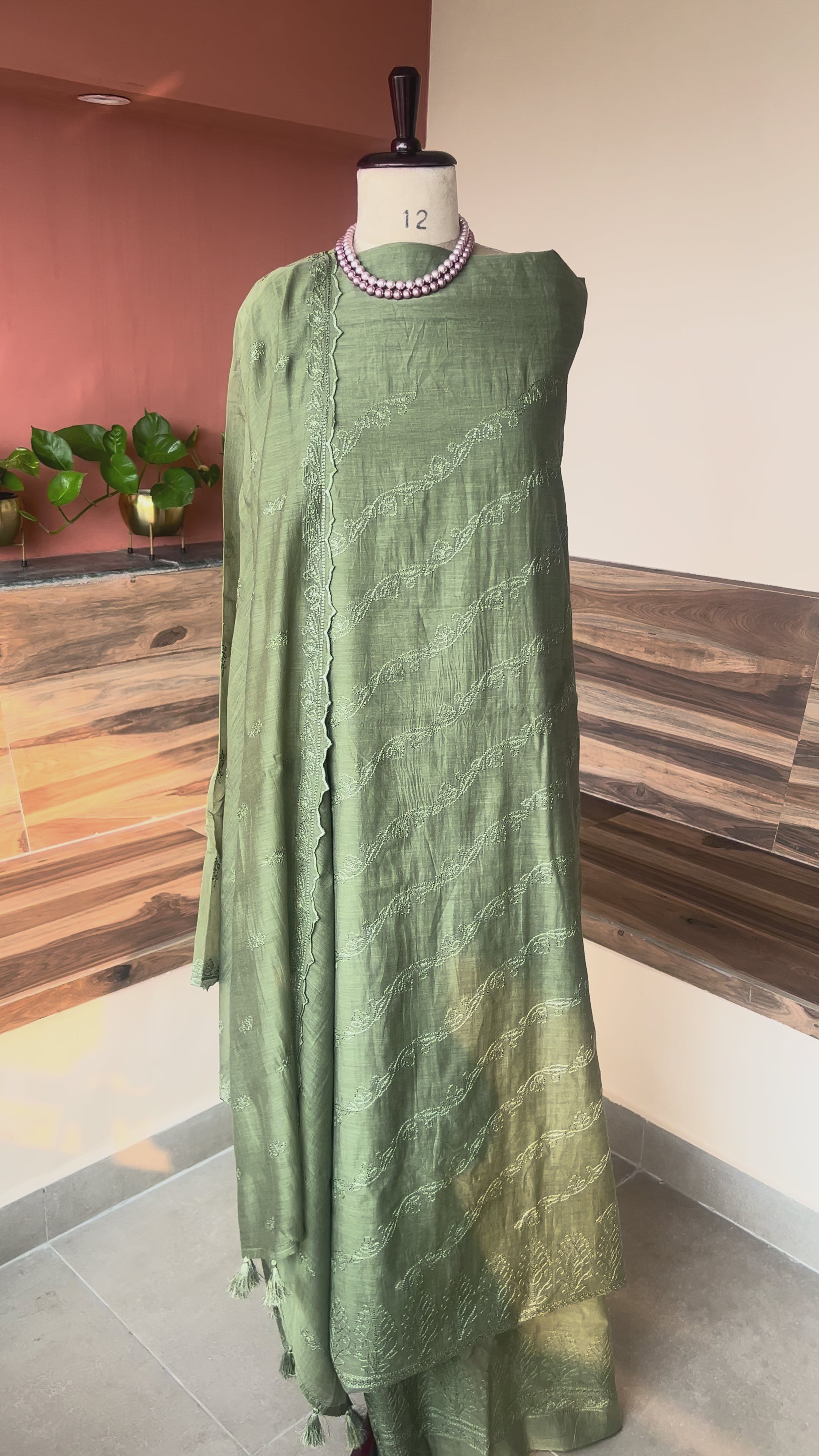 Banarsi Mul chikankari 3 piece set